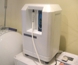 高性能コンプレッサーと高濃度酸素濃縮機